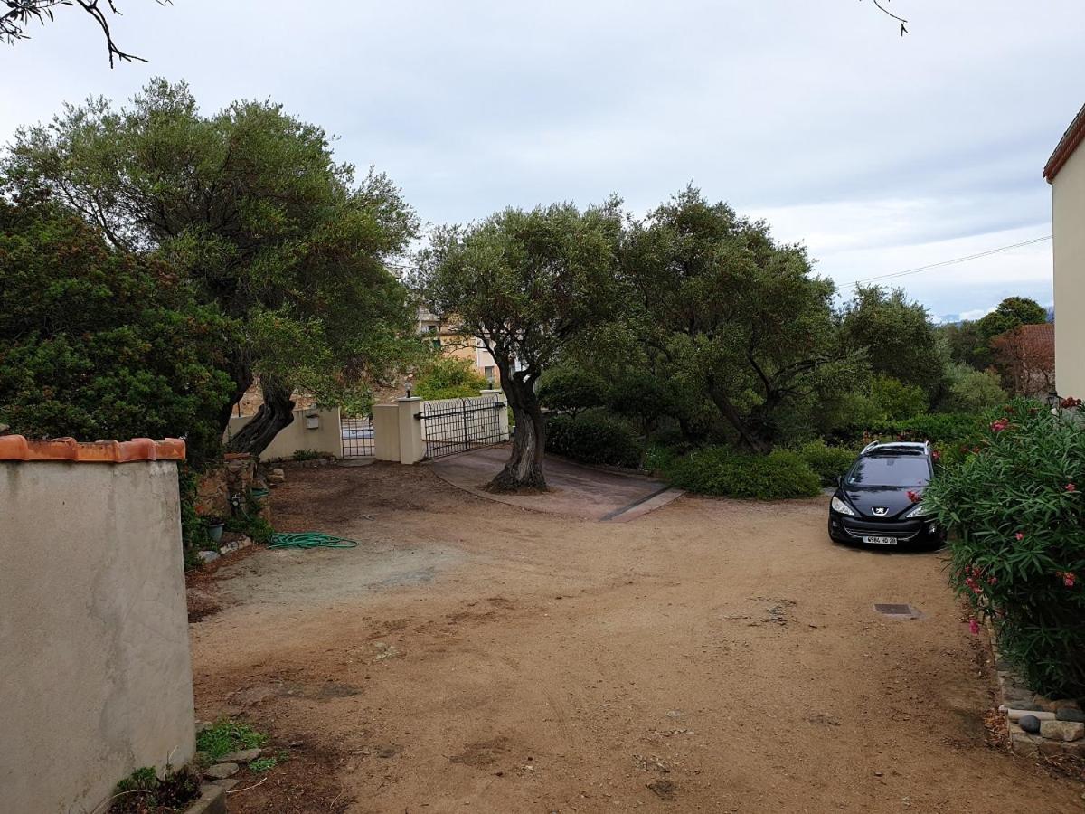 Villa Athena LʼÎle-Rousse Exterior foto